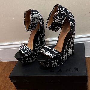 L.A.M.B. Monochrome Patterned Wedge Sandals